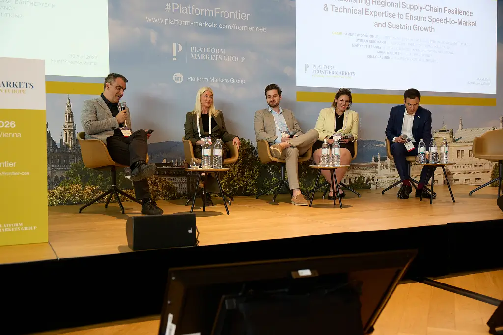 Kelly Palmer speaking at Platform Frontier Marets, Vienna 2026